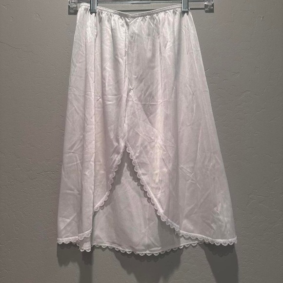 Vintage JC Penny White Mini Slip Skirt Size Medium - Picture 2 of 6